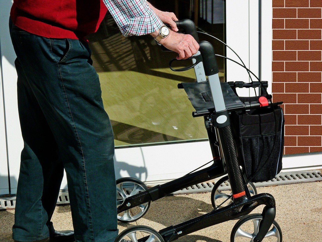 Quote Compare Now Home Insurance Quote Compare Now Home Insurance - rollator, old, retirement home, retirement, walk, ill, slow, pension, maintenance, care insurance, pensioners, seniors, old people's home, rollator, rollator, rollator, rollator, rollator, retirement home, retirement